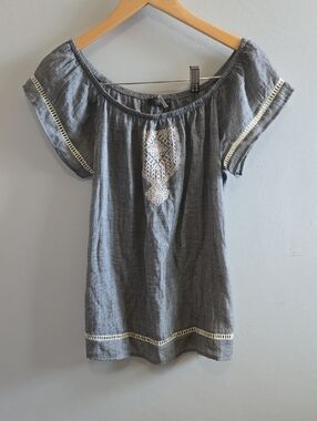 Black and White THML Top With Embroidery Size Medium